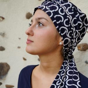 Foulard chimio préformé Georgia - Touche de Soie & Doublure Coton - Élégance classique